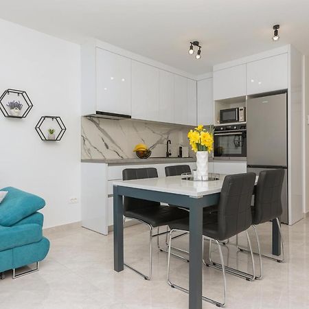 Apartment Ema Makarska Exterior photo