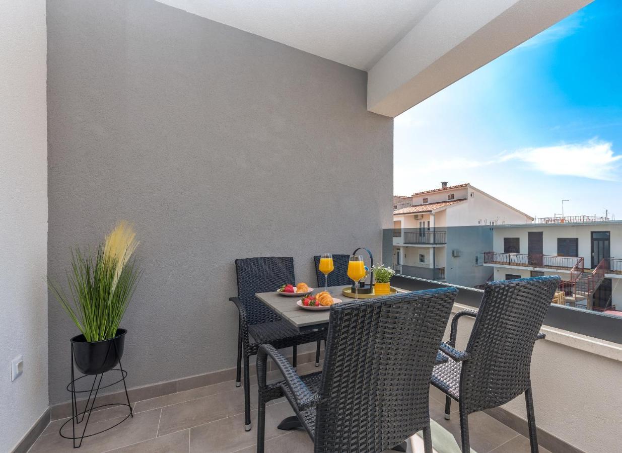 Apartment Ema Makarska Exterior photo